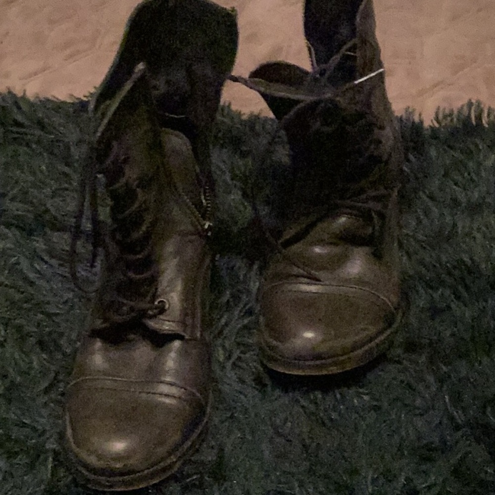 Steve Madden heeled troopa combat boot